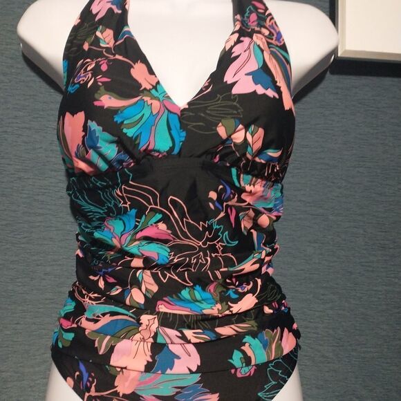 Floral halter swimsuit one piece ruched sides medium - Picture 2 of 3